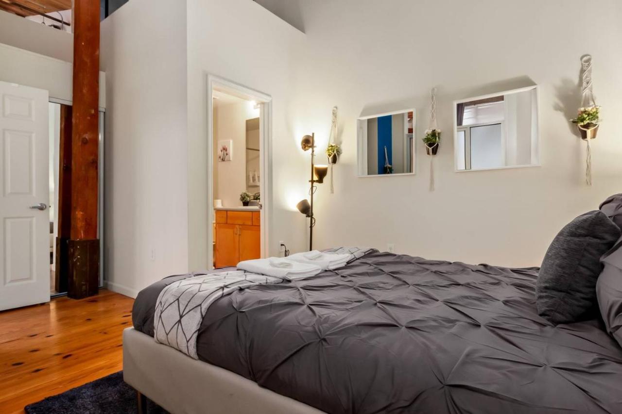 Trifecta Historic Brick 2Br Getaway Superhost Apartment Durham Bagian luar foto