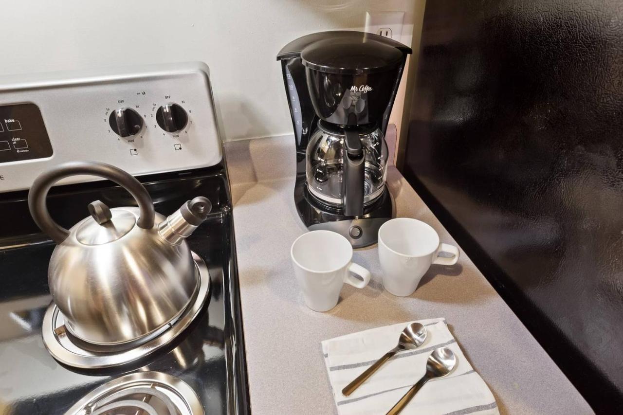 Trifecta Historic Brick 2Br Getaway Superhost Apartment Durham Ruang foto
