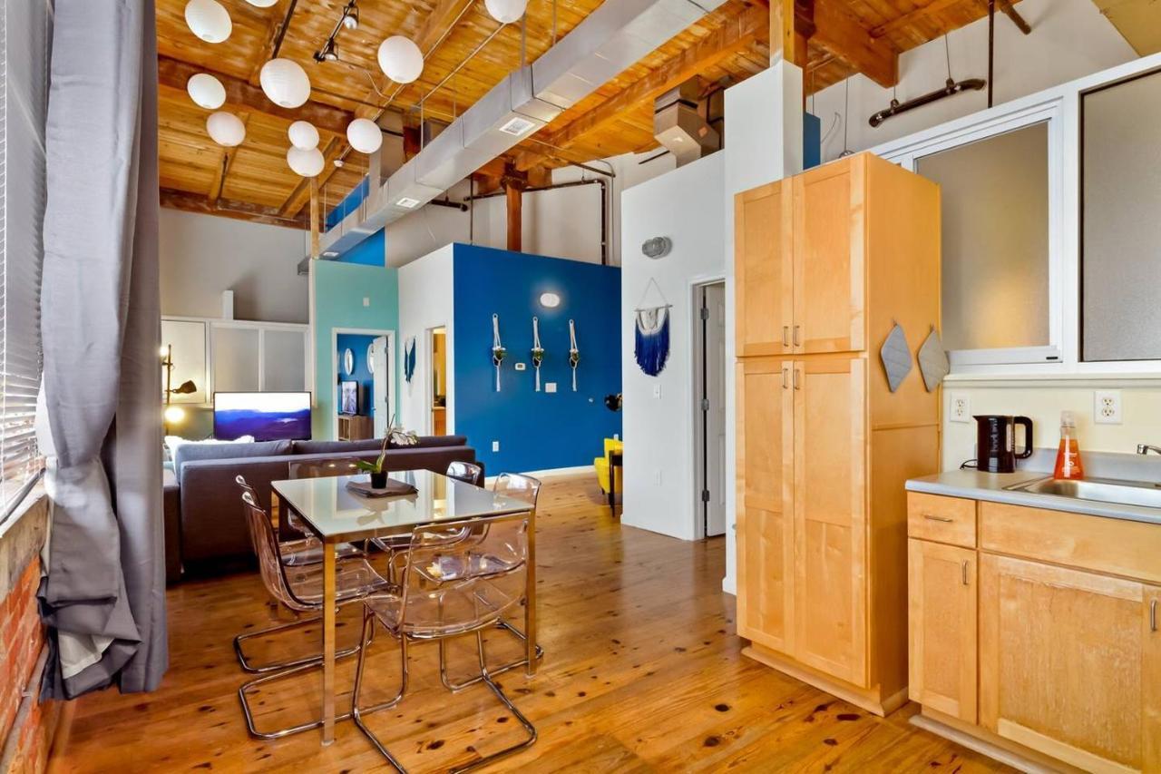 Trifecta Historic Brick 2Br Getaway Superhost Apartment Durham Bagian luar foto