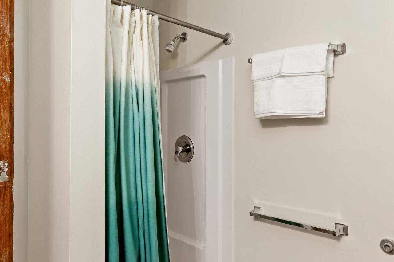 Trifecta Historic Brick 2Br Getaway Superhost Apartment Durham Ruang foto
